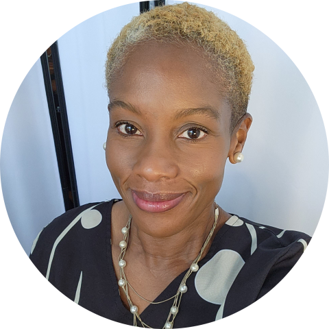 UVA Data Science MSDS online student Camisha Belle selfie head shot circle crop